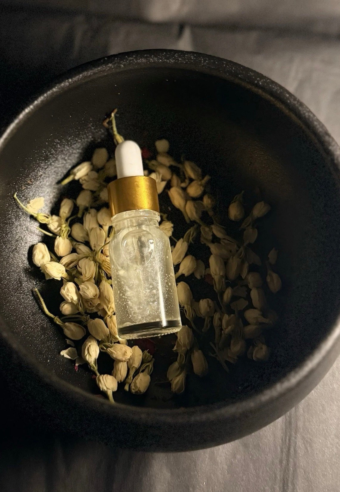 White Musk & Jasmine Khumra by Malaz GB