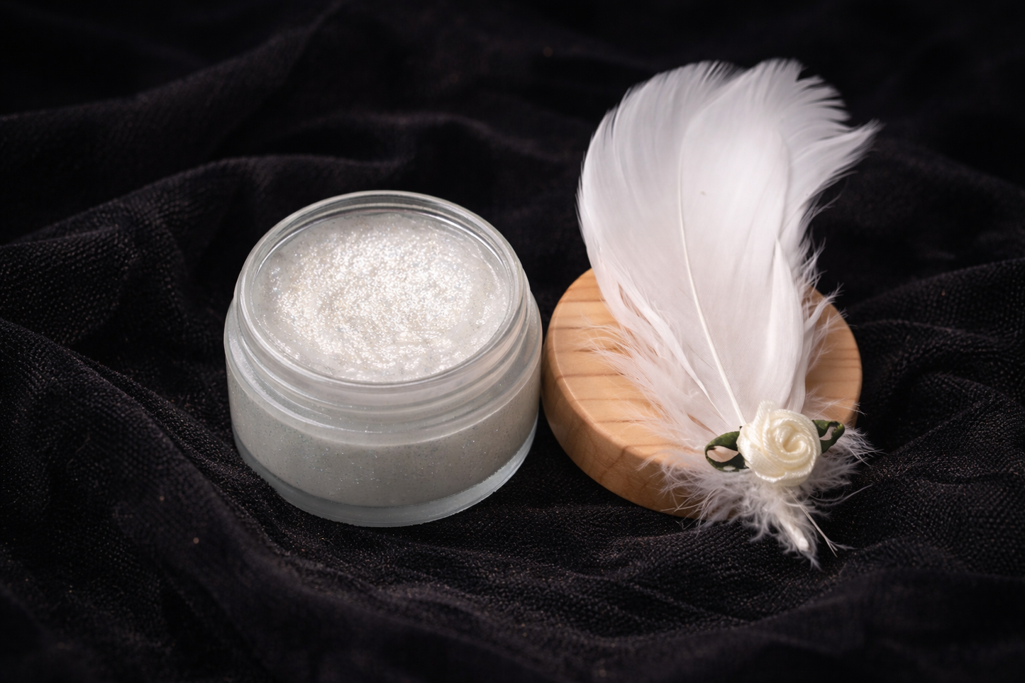 White Velvet Musk Makhamaria