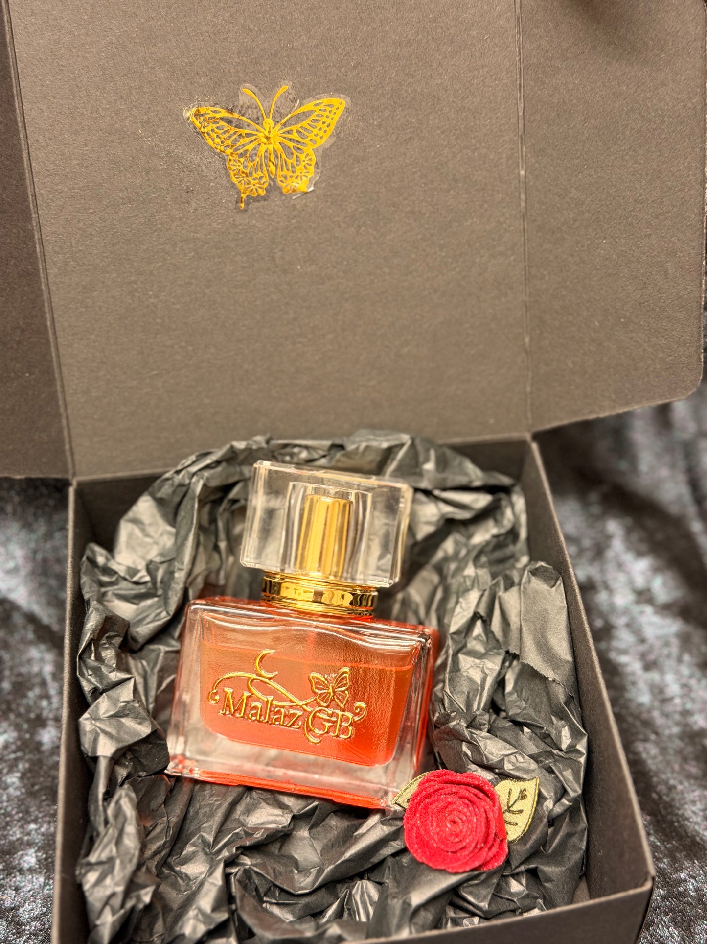 Sudanese Rose Khumra: Traditional Perfume Oil