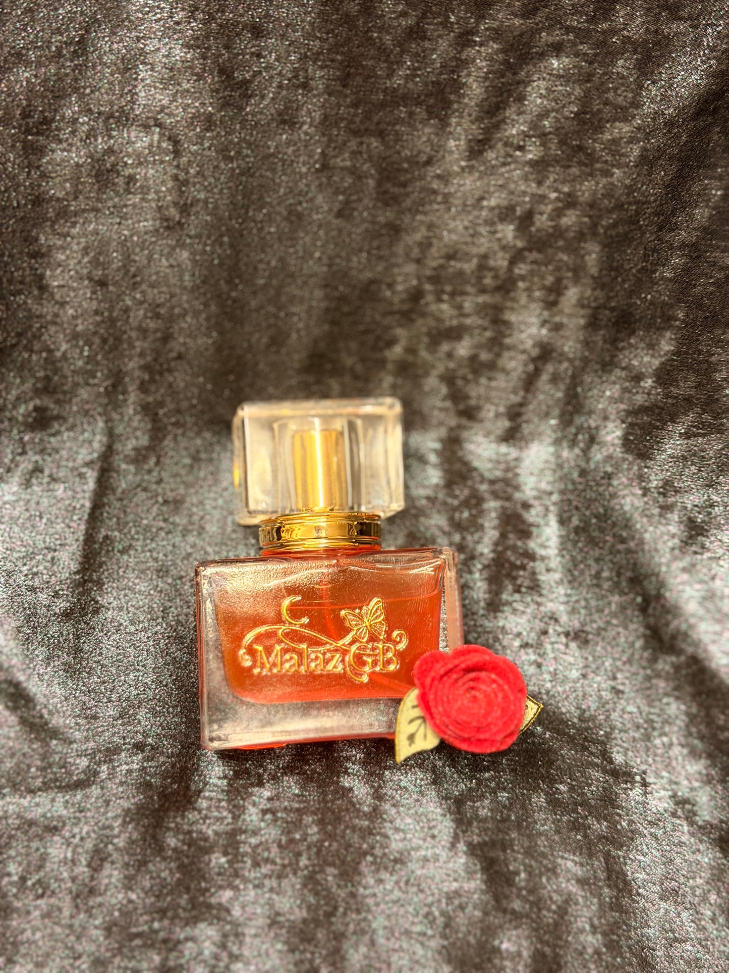 Sudanese Rose Khumra: Traditional Perfume Oil