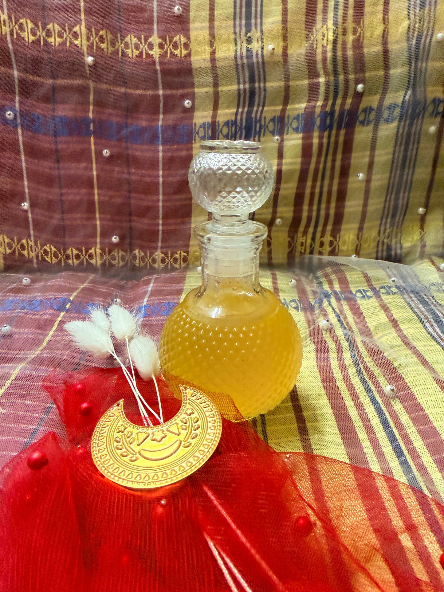 Sudanese Musk Khumra: Traditional perfume Oil